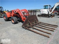 Kubota M9000 Wheel Tractor