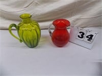 2 Water Pitcher (1red & 1 Green)