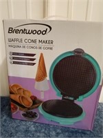 New Brentwood waffle cone maker