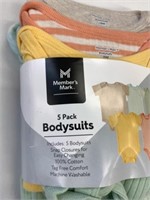 New 5 Pack Bodysuits Size 18M