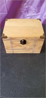 #1477 wooden box small