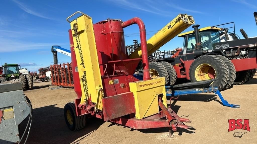 1985  New Holland 358 Mix Mill