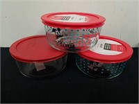 New Pyrex for cut food storage container in two