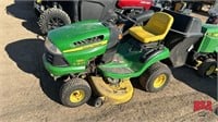 JD LA 120 Lawn Tractor, 40" Deck