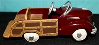 1939 Ford Station Wagon Model Car 8" in Length