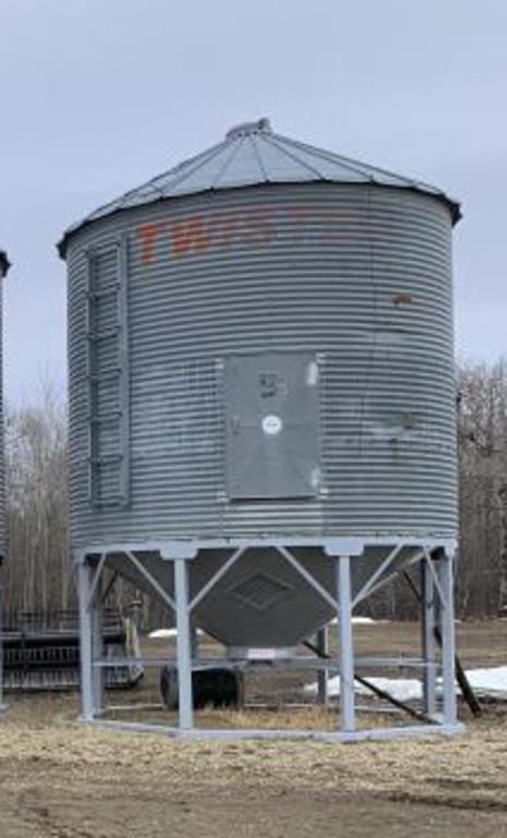 OFFSITE Twister 2000 Bushel 4 Ring Grain Bin