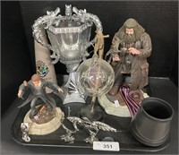 Harry Potter Hogwarts Collectible Pieces.