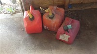 2 gallon plastic gas cans