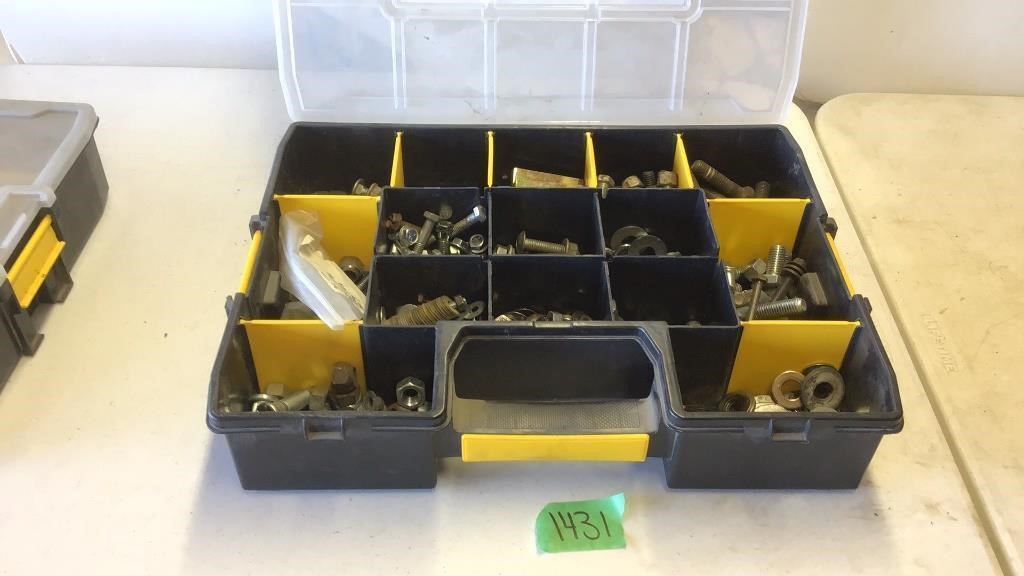 Stanley storage bin with screws