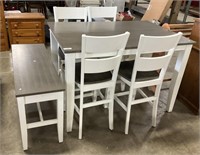 Nice Sturdy, High Top Kitchen Table & Chairs.