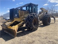 2005 JD 748 GIII Grapple Skidder