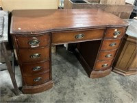 Bassett Furniture Oak Desk.