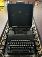 Antique SILENT typewriter