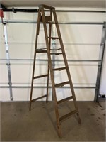 Wooden ladder 8ft