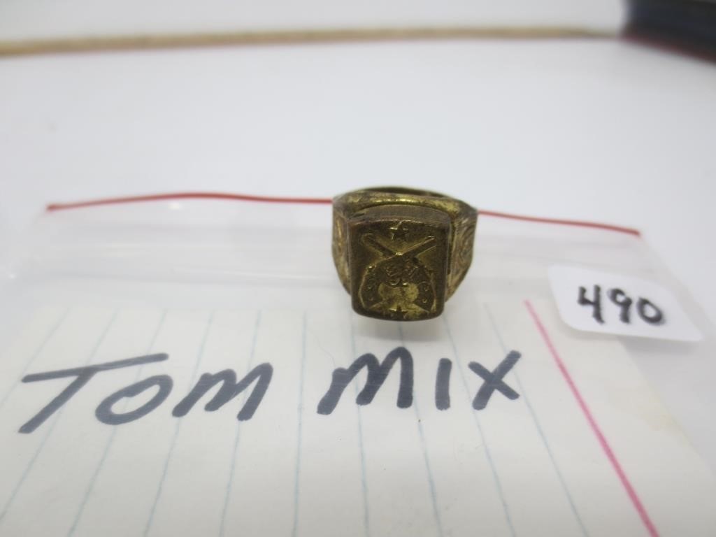 Cowboy Tom Mix vintage ring