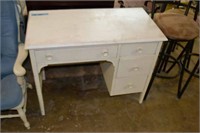 4 Drawer Desk