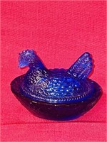 Vintage Miniature Blue Hen on a Nest 2 1/2 inches