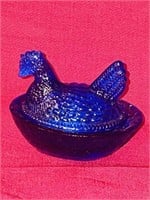 Vintage Miniature Blue Hen on a Nest 2 1/2 inches