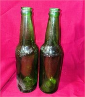 (2) Vintage Elizabeth Brewing Bottles
