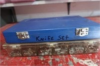 EXACTO KNIFE SET & BOX OF MISC HARDWARE