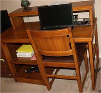 SOLID WOOD DESK AND CHAIR SET