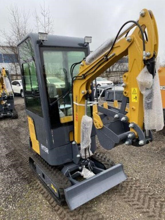 2023 AGT H13R MINI EXCAVATOR