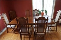 Oak Dining Table w/2 18in. Leaves, 6 Chairs