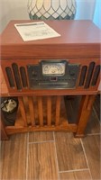Crosley radio CR 74 turntable, CD, radio