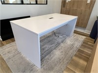 COUNTER-HEIGHT TABLE