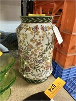 PORCELAIN VASE