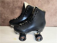 Dominion Canada Black Roller Skates