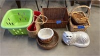 Baskets, ceramic pearlescent cat , laundry basket