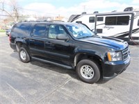 2007 Black Chevrolet Suburban.