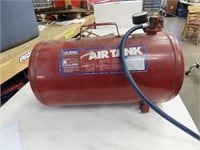 Portable air tank.