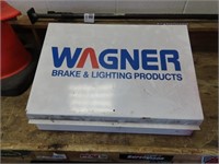 Wagner light bulb display case box w/contents.