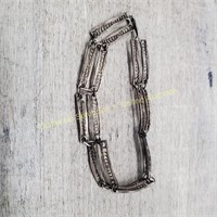 Fine (possibly silver) Bracelet