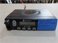 CM300 32 channel radio