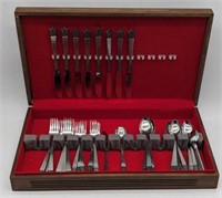 (JL) Stanley Roberts stainless steel silverware