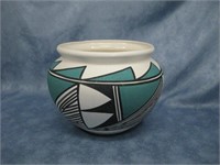 9" Signed Ben Chino Acoma Pottery Pot