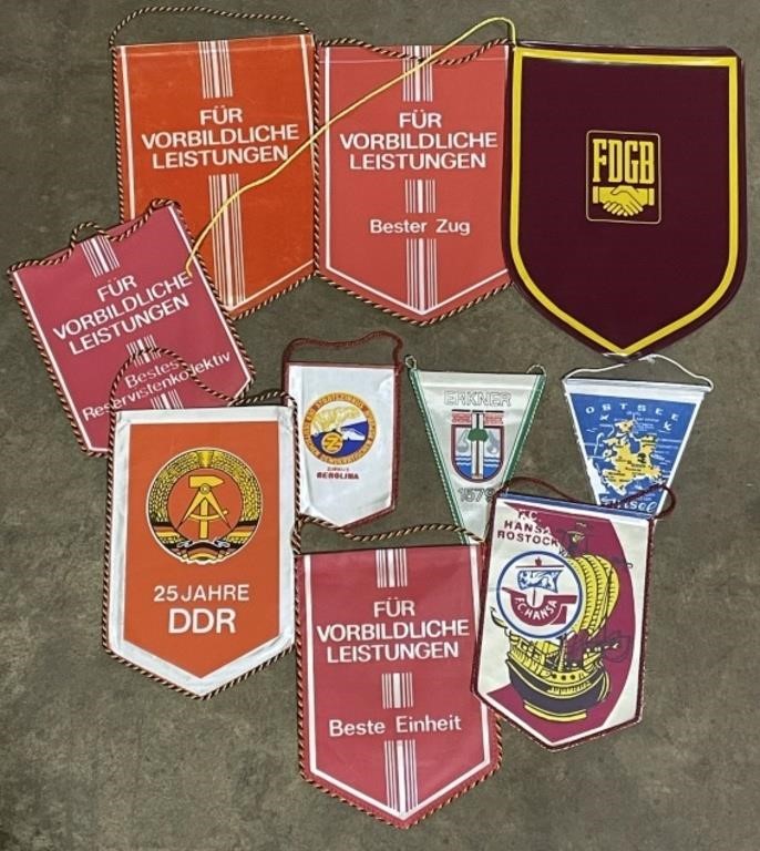 (RL) Foreign Banners and Pennants