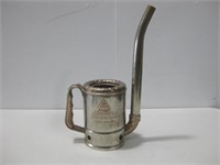 Kendall 1Qt Swingspout Oil Can