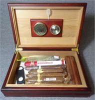 CIGAR BOX & CIGARS