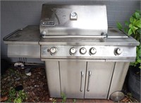 JENN-AIR GAS GRILL