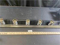 6 Light Vanity Light Never Been used 3ft Long