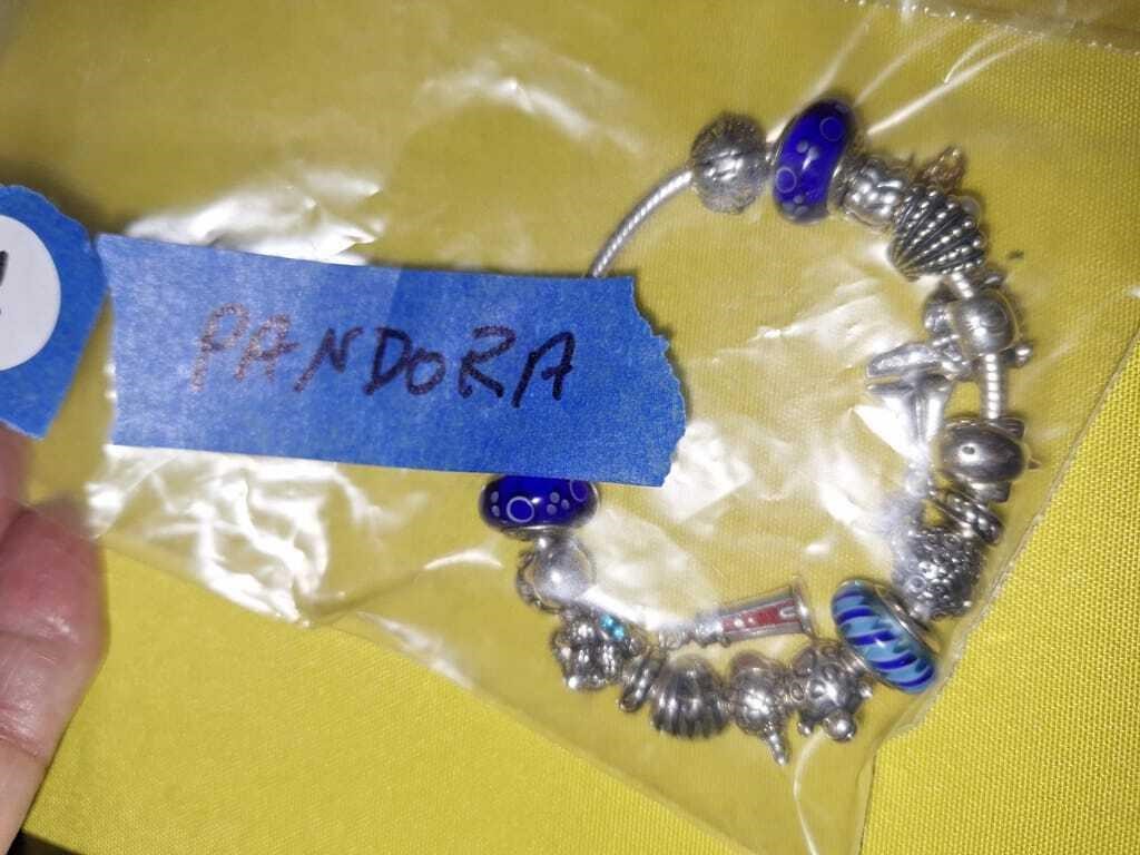 PANDORA BLUE BRACELET