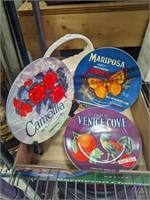 Oneida vintage label collecor plates