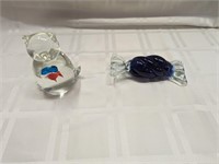 Lot of 2 paperweights cat with murano style fish