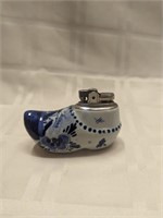 Delft Blue & white pottery dutch shoe lighter