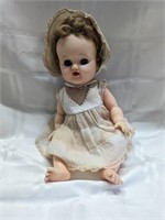 Ideal 1959 Betsy Wetsy doll