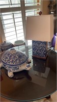 Blue and white turtle with removable top and